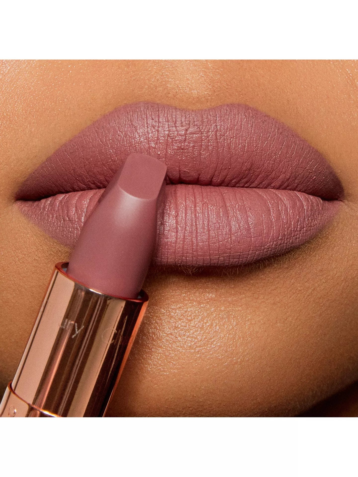Charlotte Tilbury Matte Revolution Lipstick VERY VICTORIA - KB
