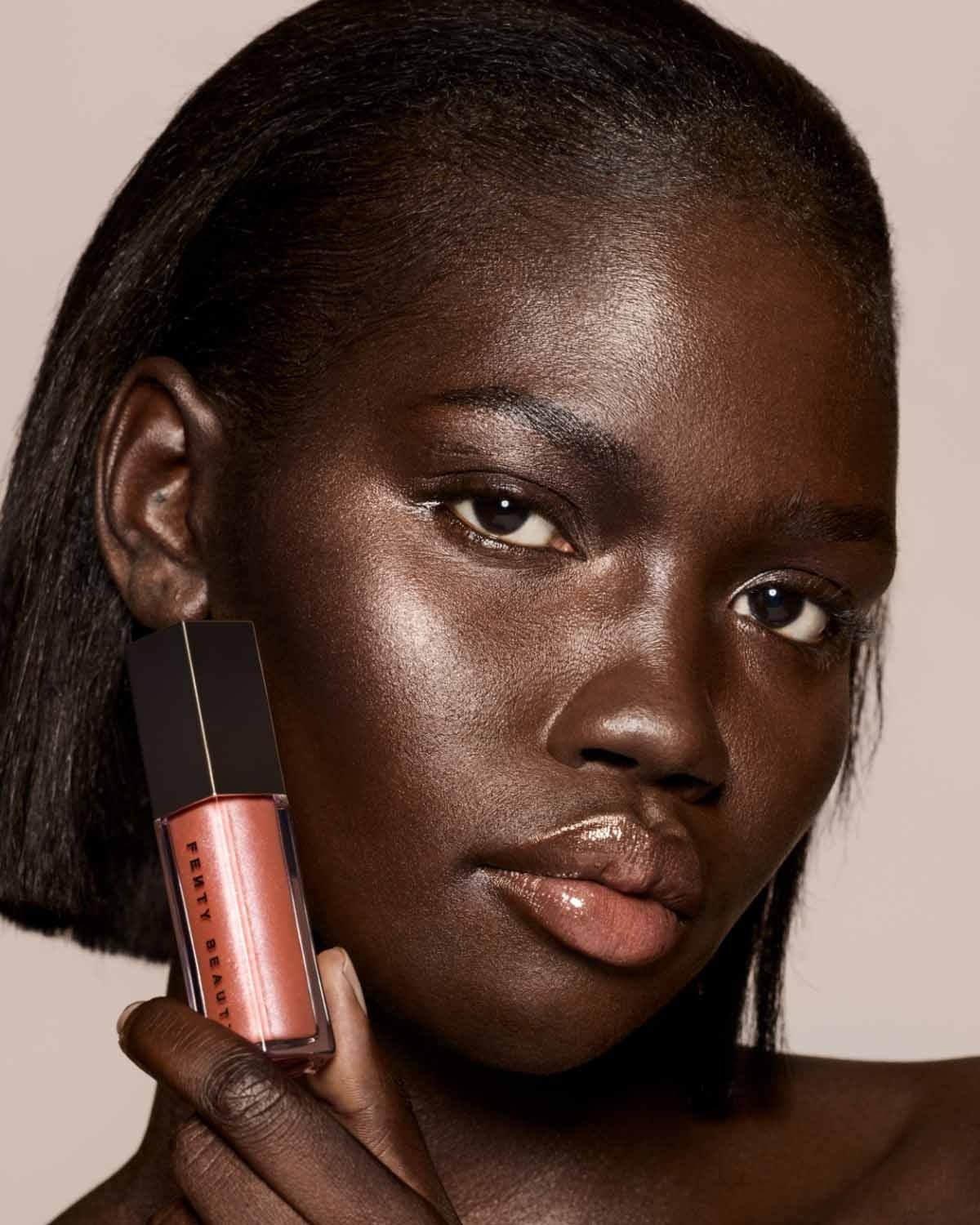 Fenty Gloss Bomb Lip Luminizer 01 FENTY GLOW - KB