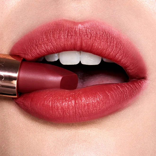 Charlotte Tilbury Matte Revolution Lipstick WALK OF NO SHAME - KB