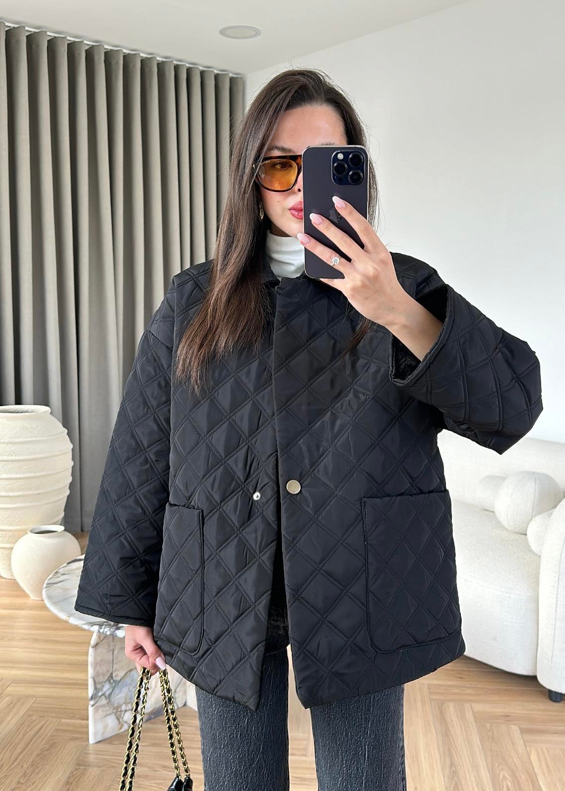 جكيت اسود مع لفحة - KP7169