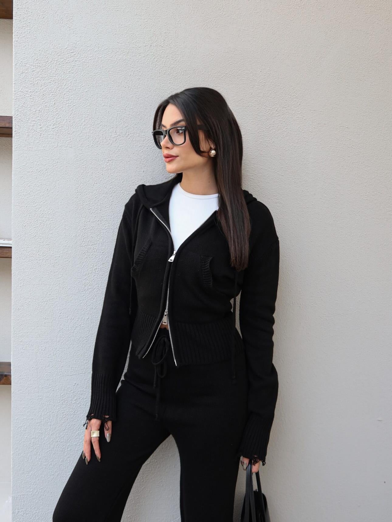 طقم جرزة مع بنطلون اسود - KP1477