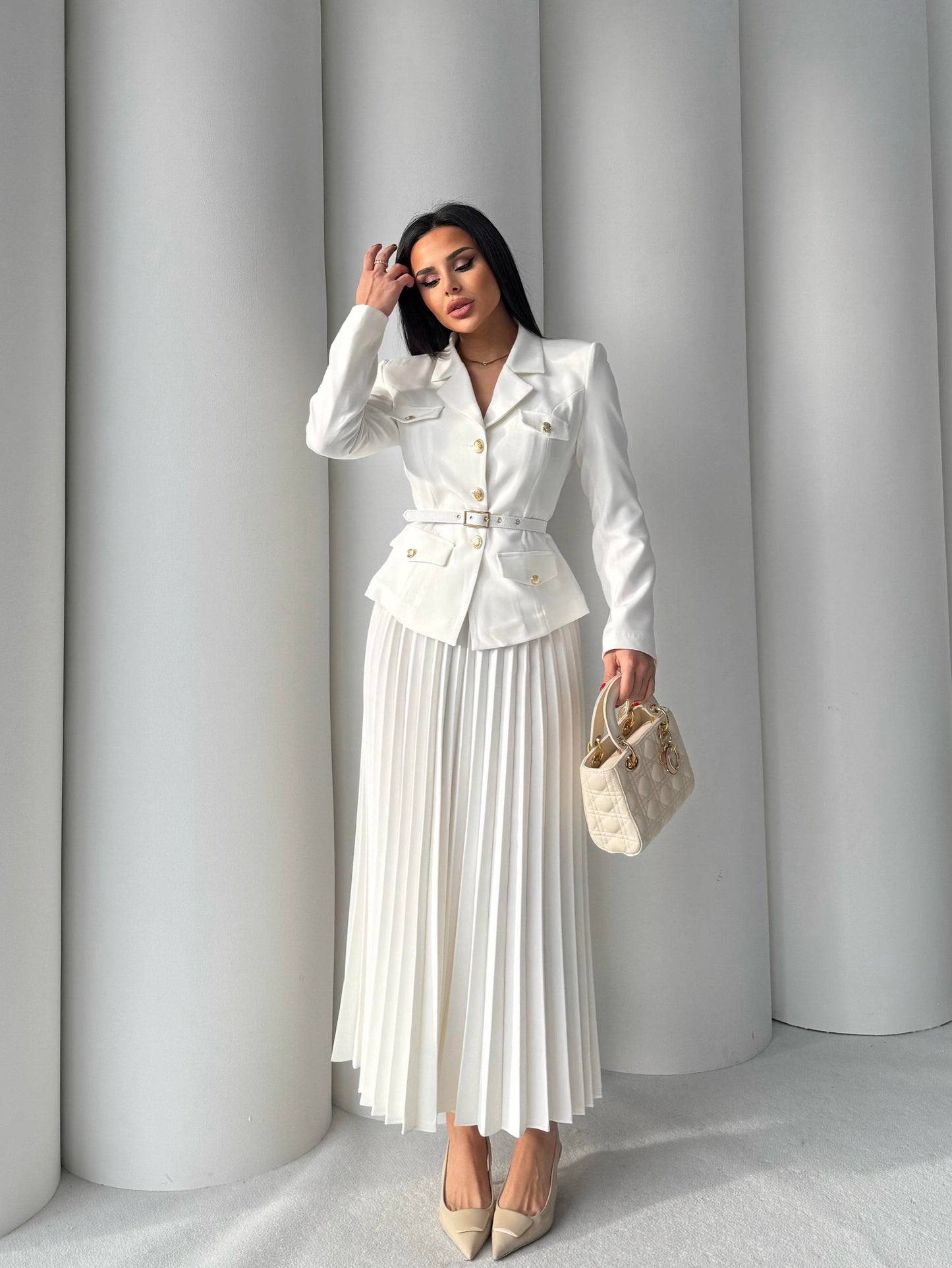 طقم رسمي ابيض - KP1119