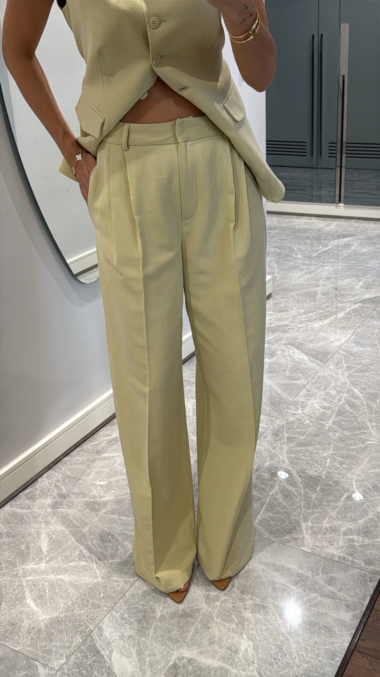 طقم رسمي ڤيست مع بنطلون ليموني - KP1354