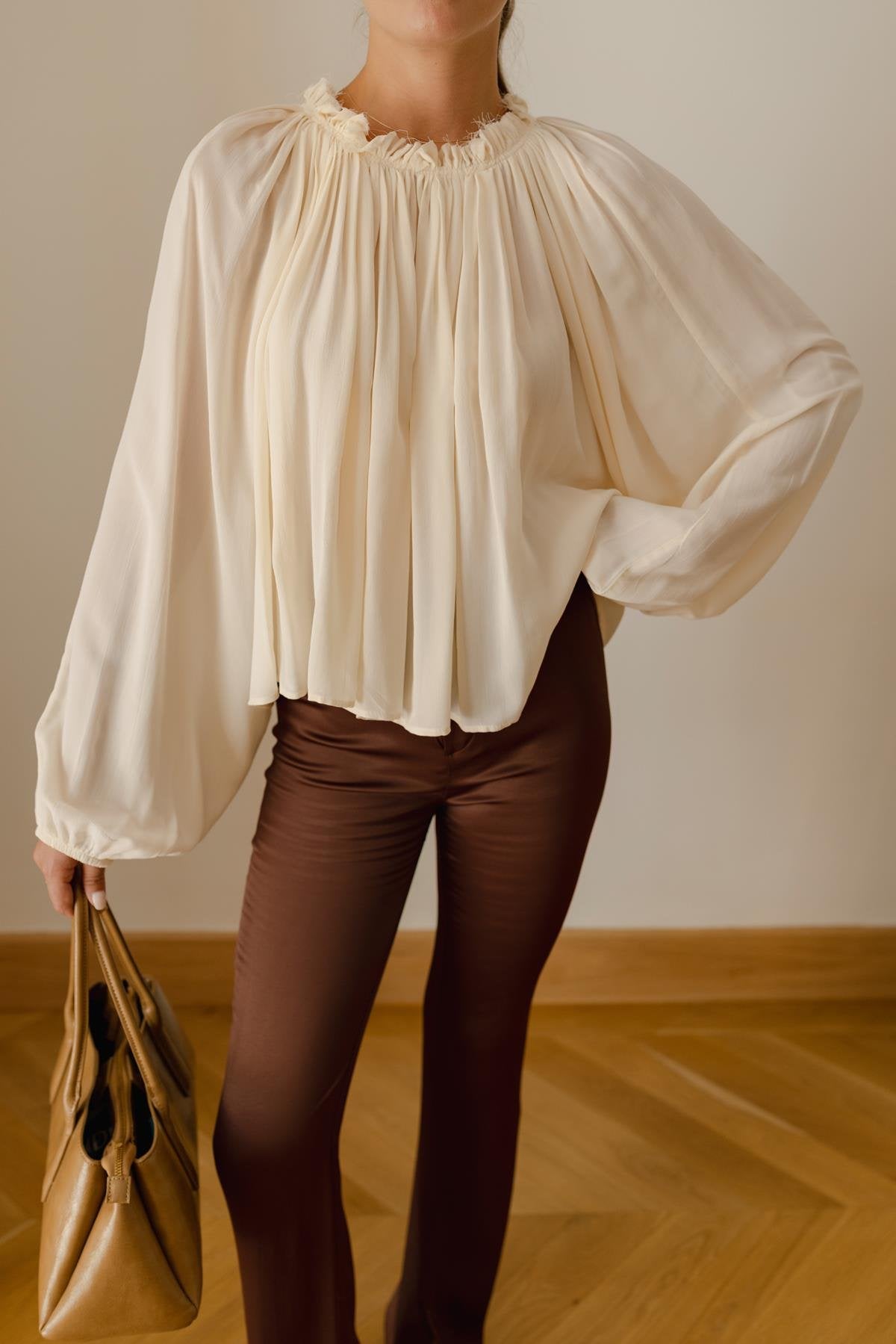 بلوزة شيفون سكري - KP4262