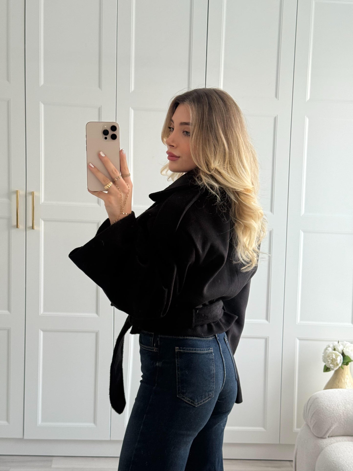 جكيت اسود بحزام - KP7133