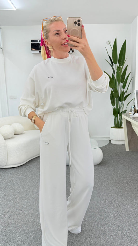 طقم لاكوست ابيض - KP1383