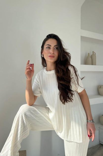 طقم تريكو ابيض - KP1355