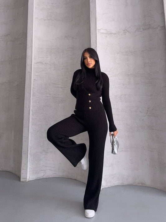 طقم اسود بلوزة بأزرار مع بنطلون - KP1394