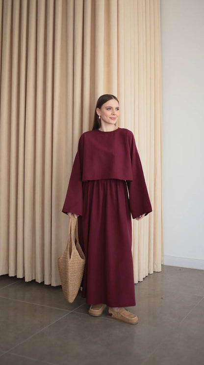 طقم بلوزة مع تنورة خمري - KP1306