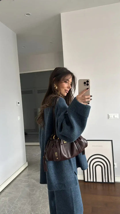 طقم يومي ازرق غامق - KP1393