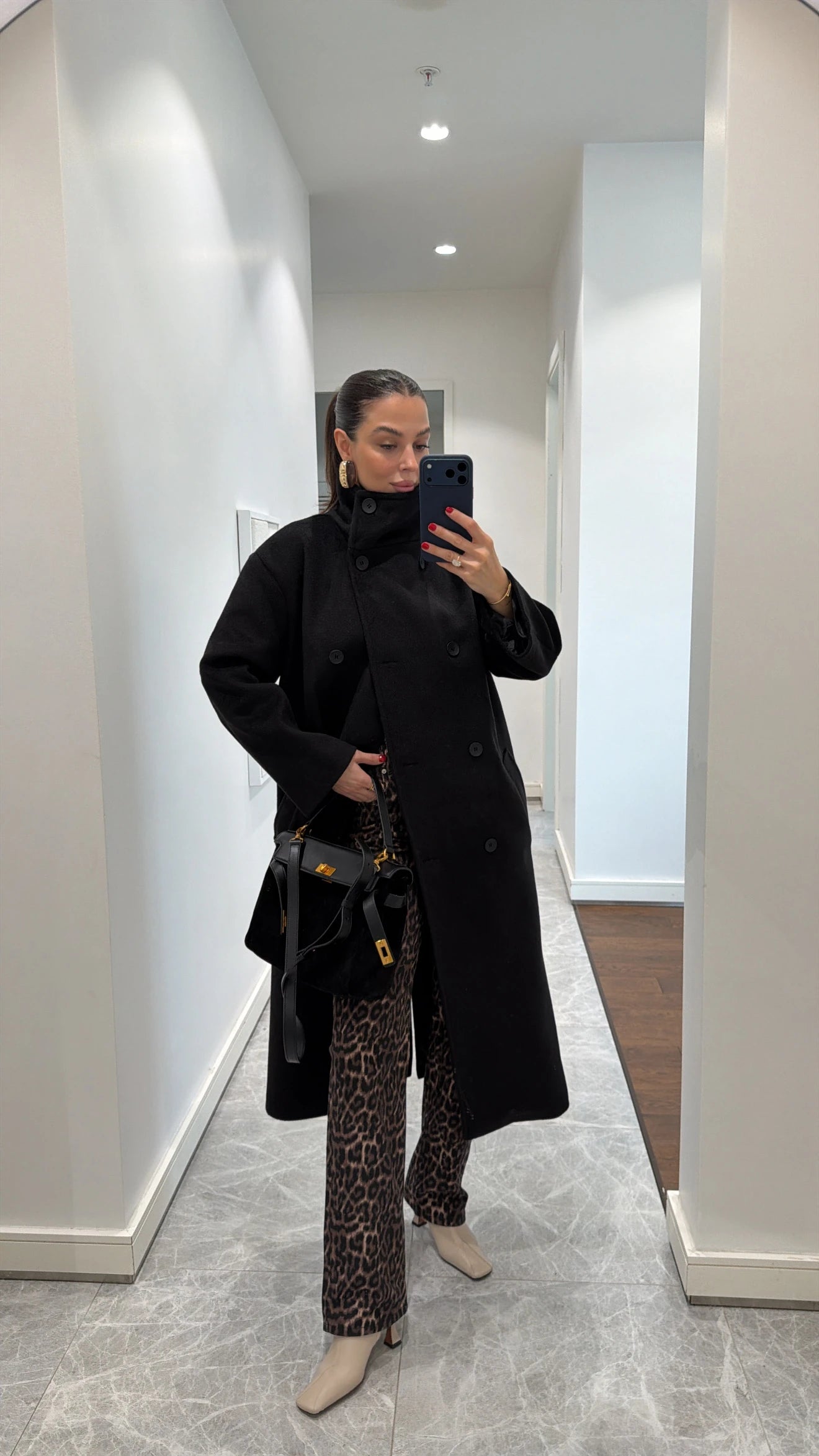 جكيت اسود بحزام - KP7175