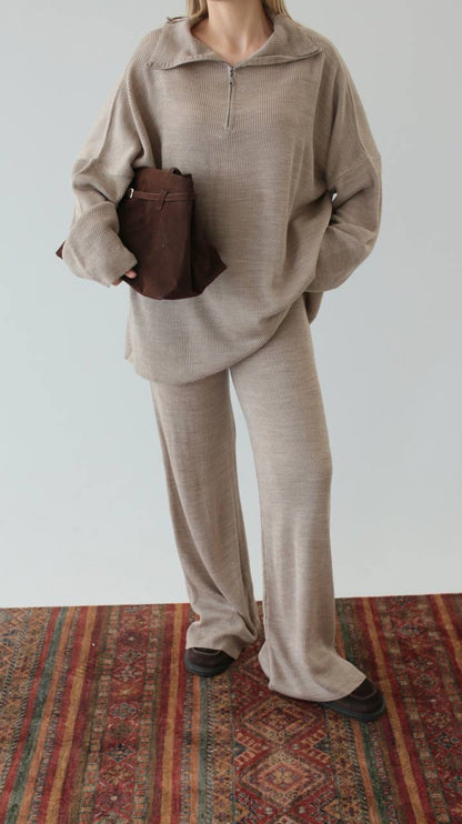 طقم بيج غامق بسحاب - KP1436