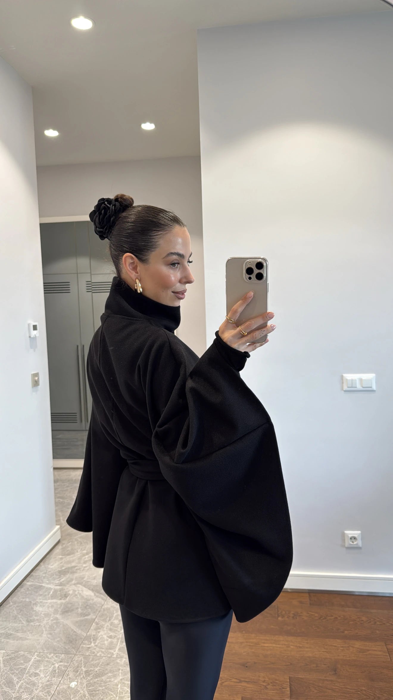 جكيت بقبة مع ربطة اسود - KP7086