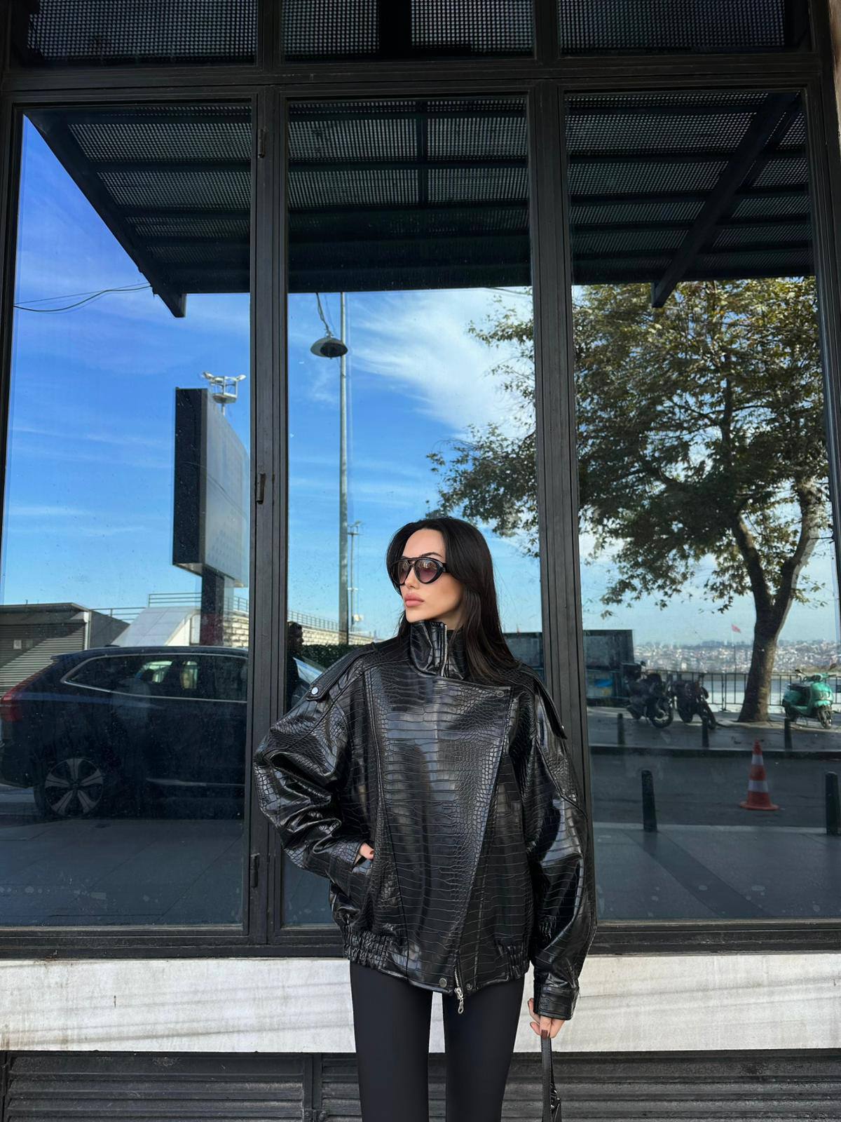 جكيت اسود جلد - KP7177