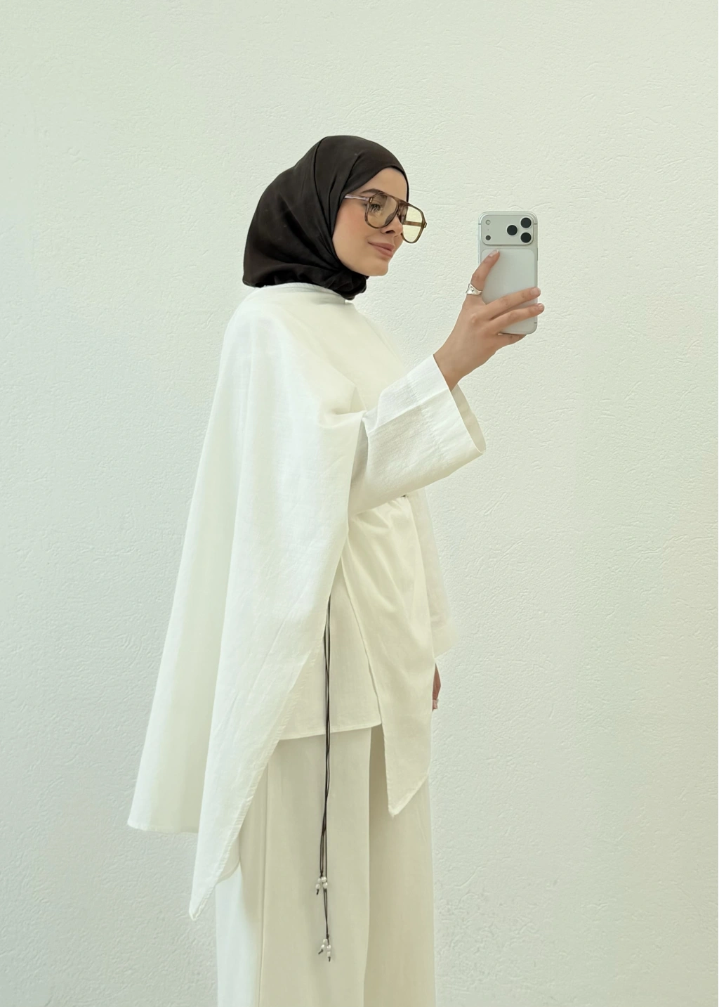 بلوزة فلو ابيض - KP4514