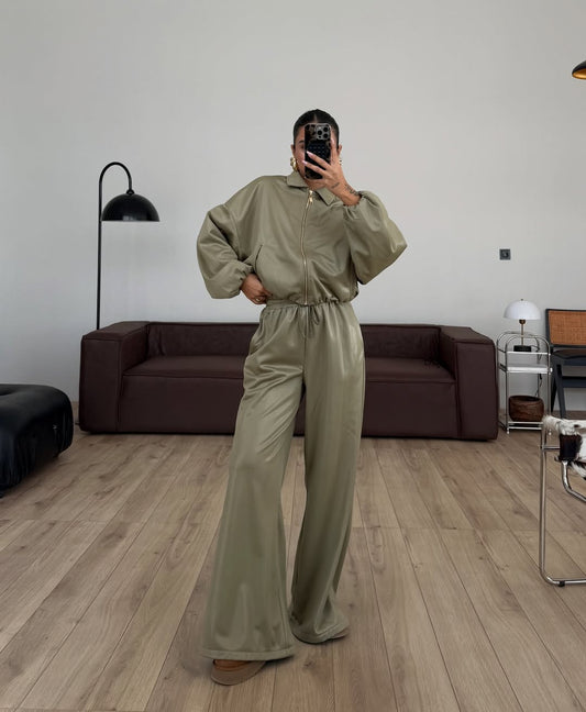 طقم اخضر جلد جكيت مع بنطلون - KP1449