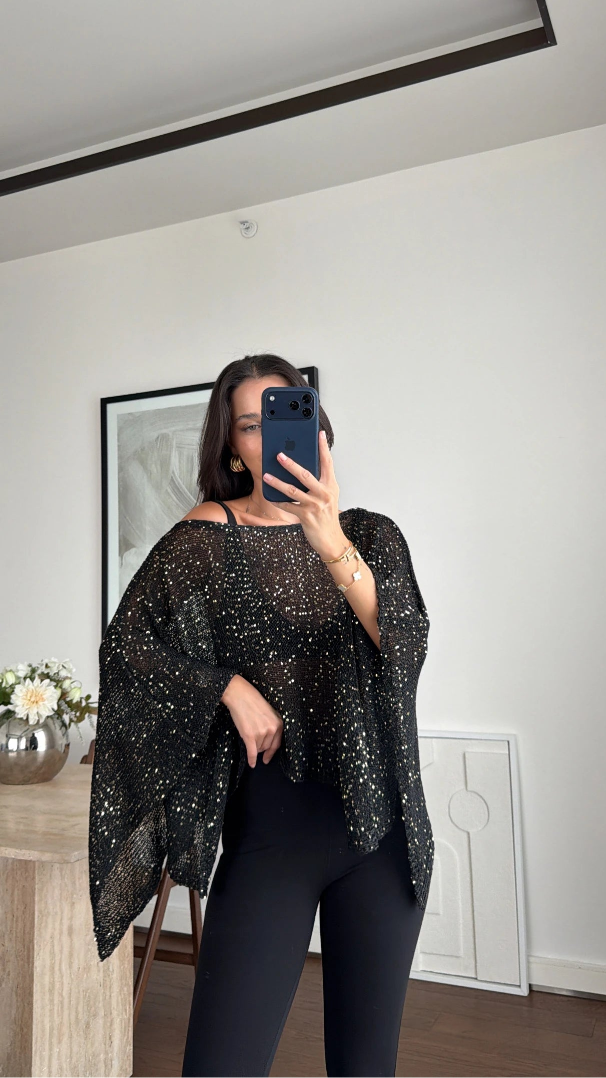 بلوزة بلمعة اسود - KP4580
