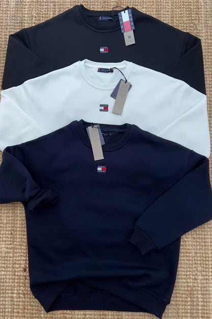 بلوزة اسود تومي Tommy  - KP4302