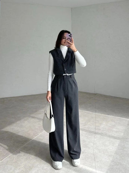 طقم رمادي مخطط - KP1198