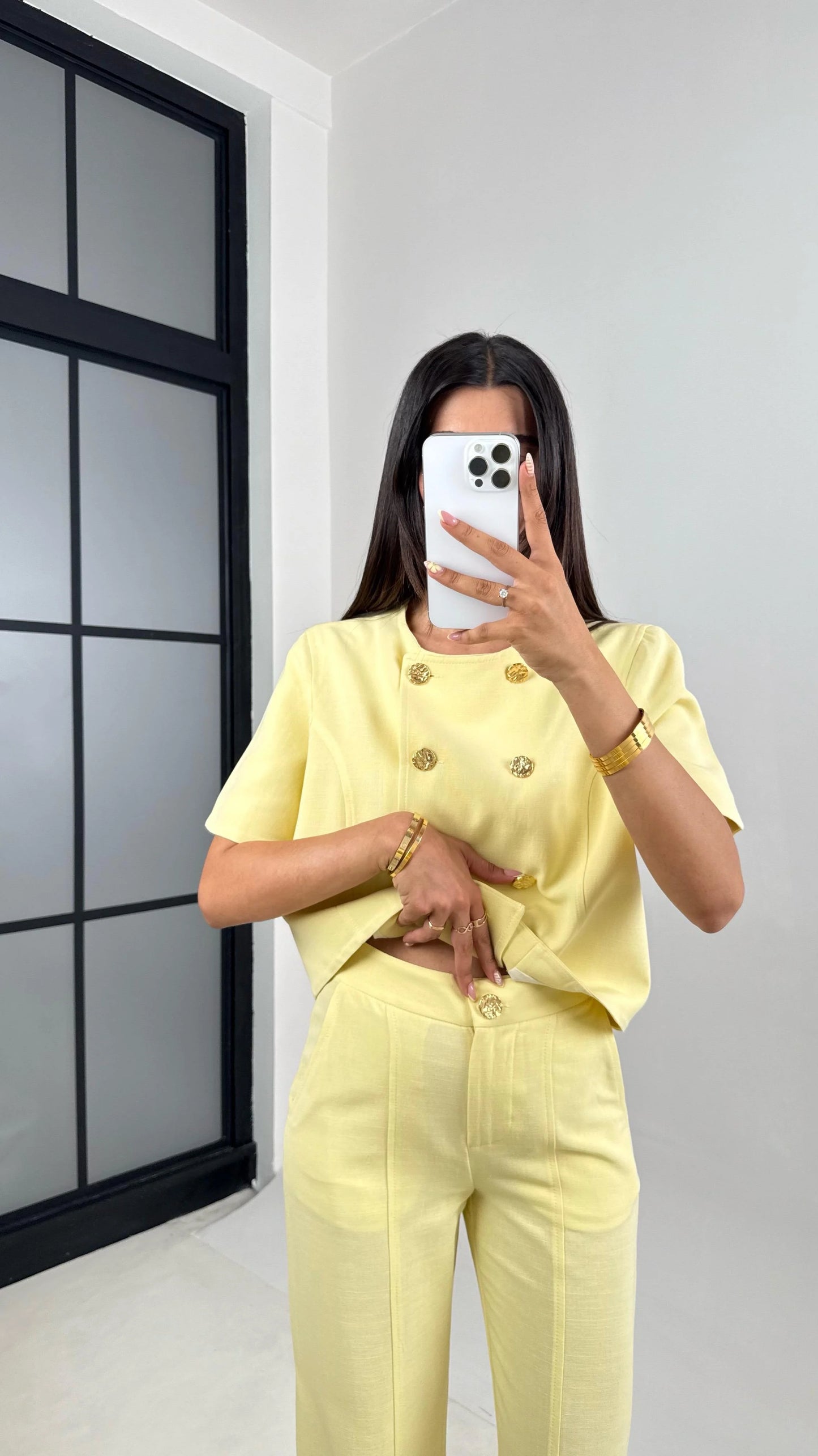 طقم جكيت مع بنطلون اصفر بأزرار ذهبية - KP1322