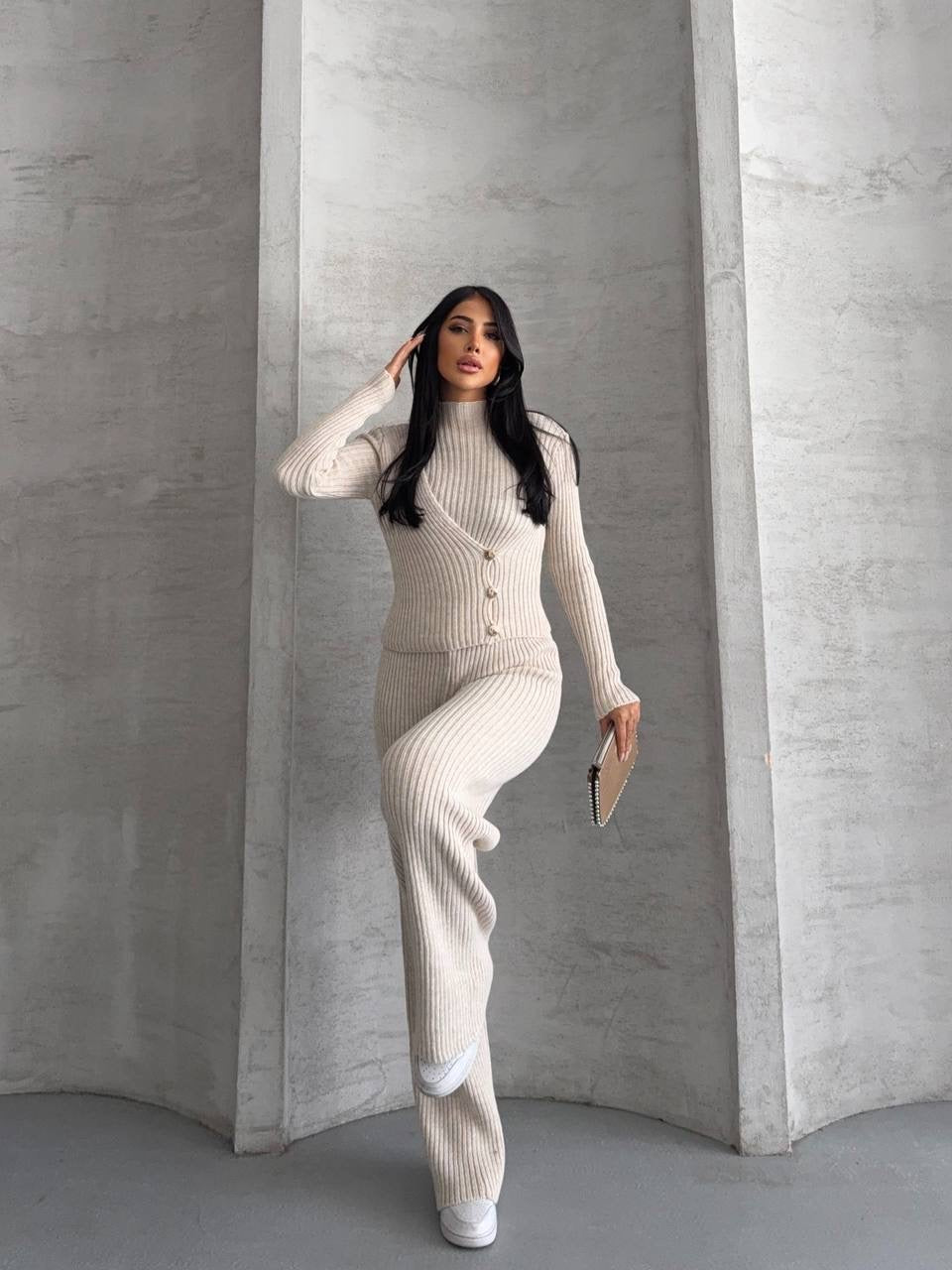 طقم بيج بلوزة بأزرار مع بنطلون - KP1394