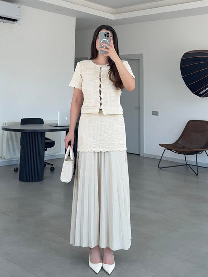 طقم بلوزة مع تنورة بيج - KP1363