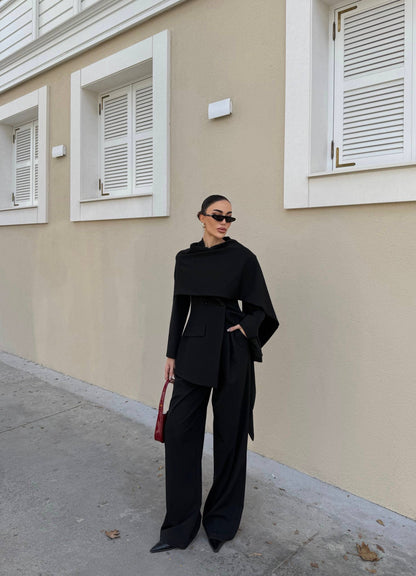 طقم بليزر مع لفحة وبنطلون اسود - KP1463