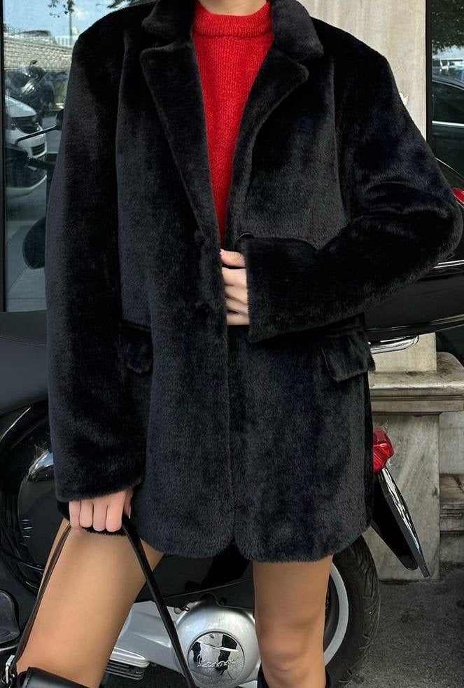 بليزر فرو اسود - KP7213