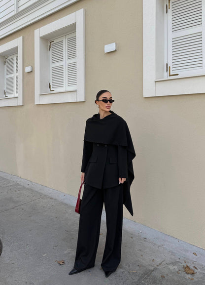 طقم بليزر مع لفحة وبنطلون اسود - KP1463