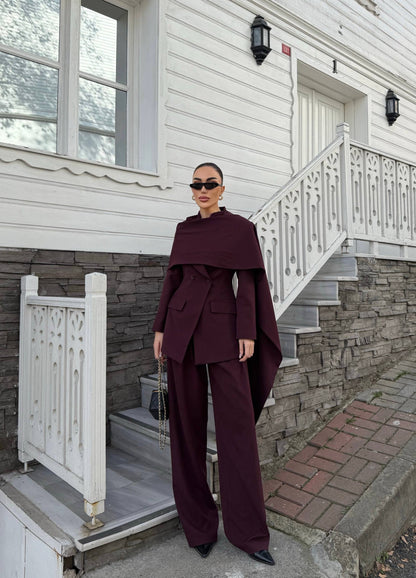 طقم بليزر مع لفحة وبنطلون عنابي - KP1463