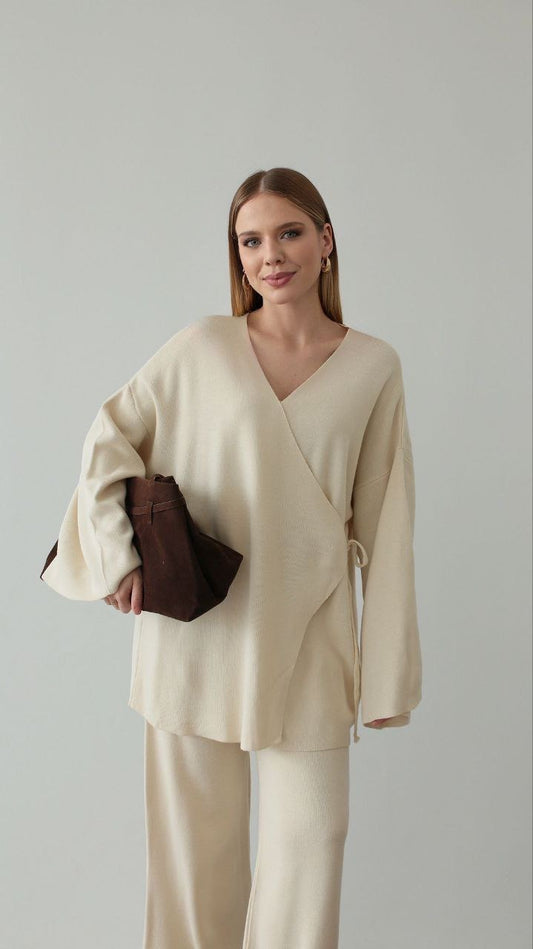 طقم بلوزة ربط مع بنطلون بيج - KP1443