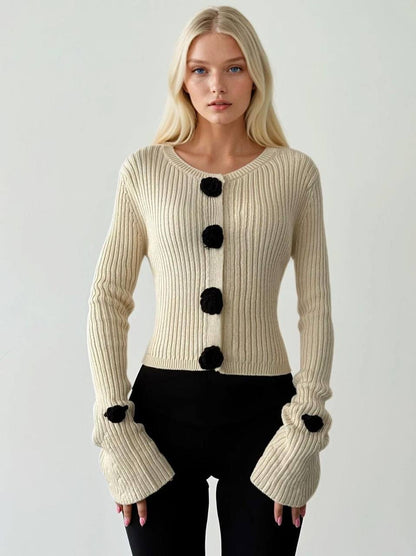 بلوزة بيج واسود - KP4305