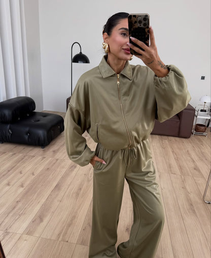 طقم اخضر جلد جكيت مع بنطلون - KP1449