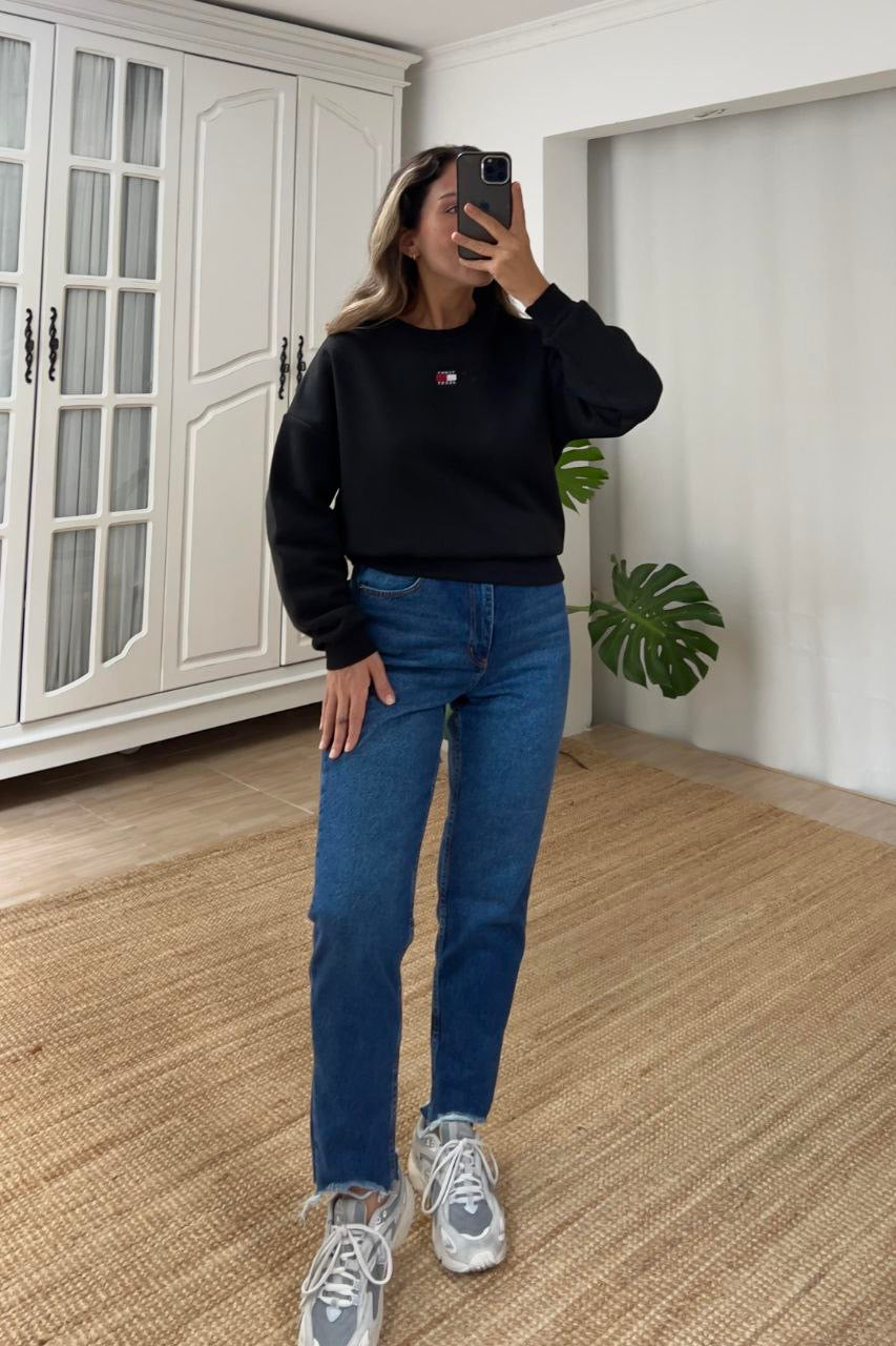 بلوزة اسود تومي Tommy  - KP4302