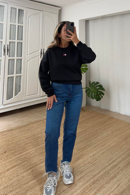 بلوزة اسود تومي Tommy  - KP4302