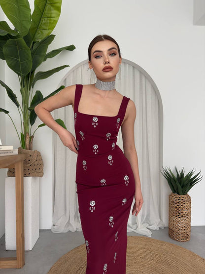 فستان عنابي بكرستال - KP2181