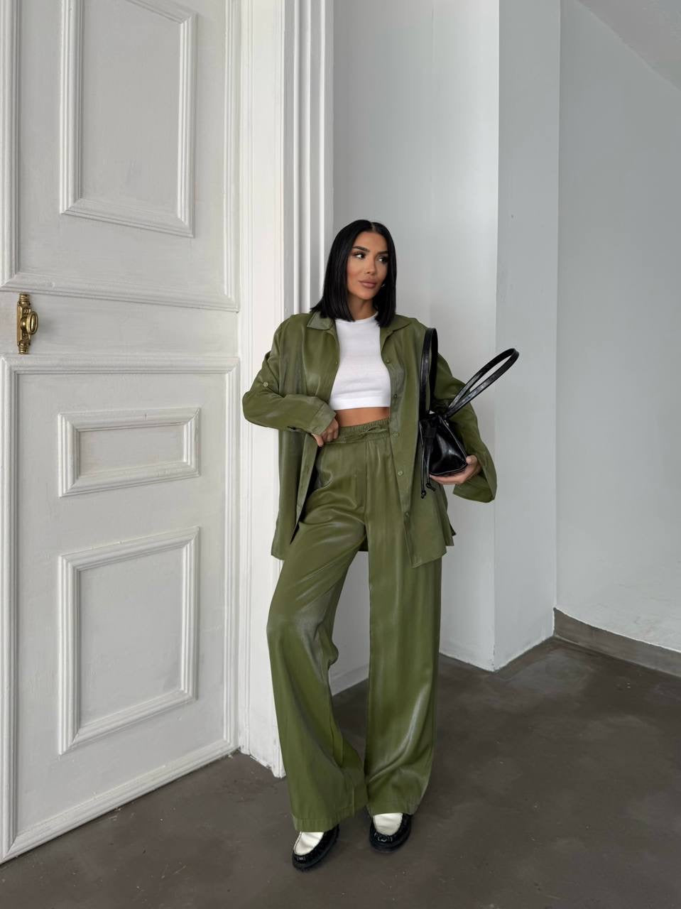 طقم قميص مع بنطلون زيتي - KP1296