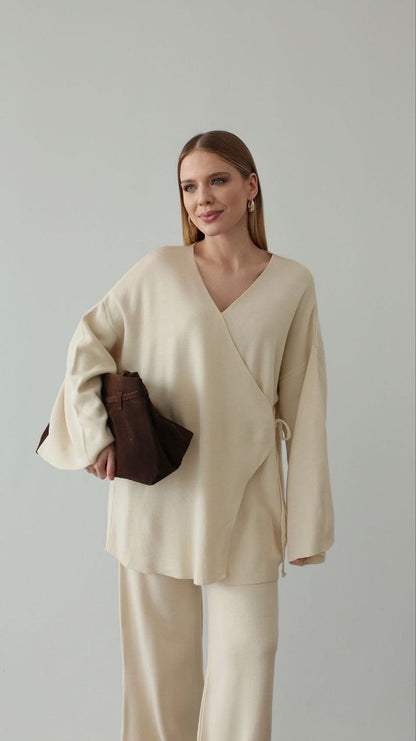 طقم بلوزة ربط مع بنطلون بيج - KP1443