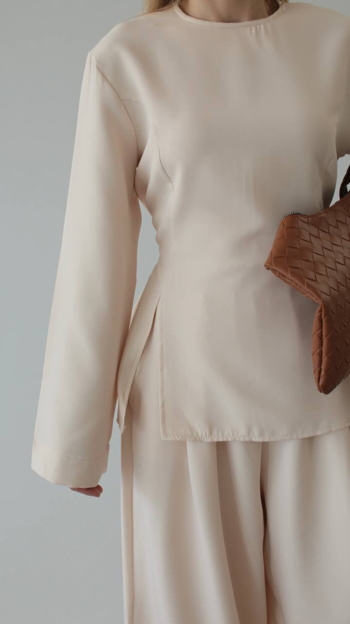 طقم بلوزة مع بنطلون بيج - KP1406