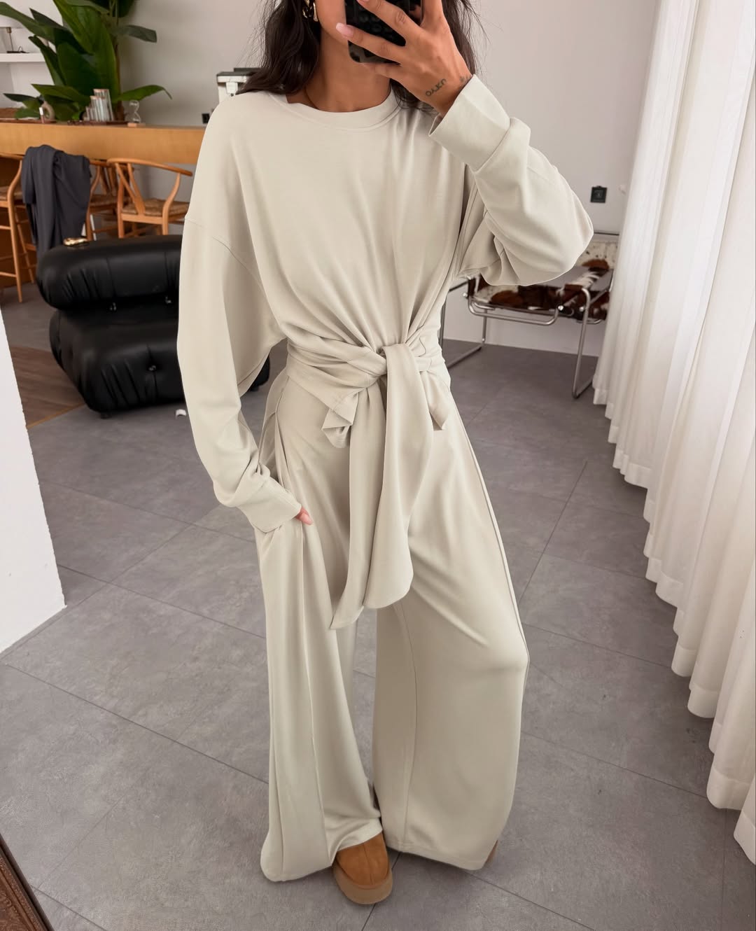 طقم بلوزة ربط مع بنطلون بيج - KP1396