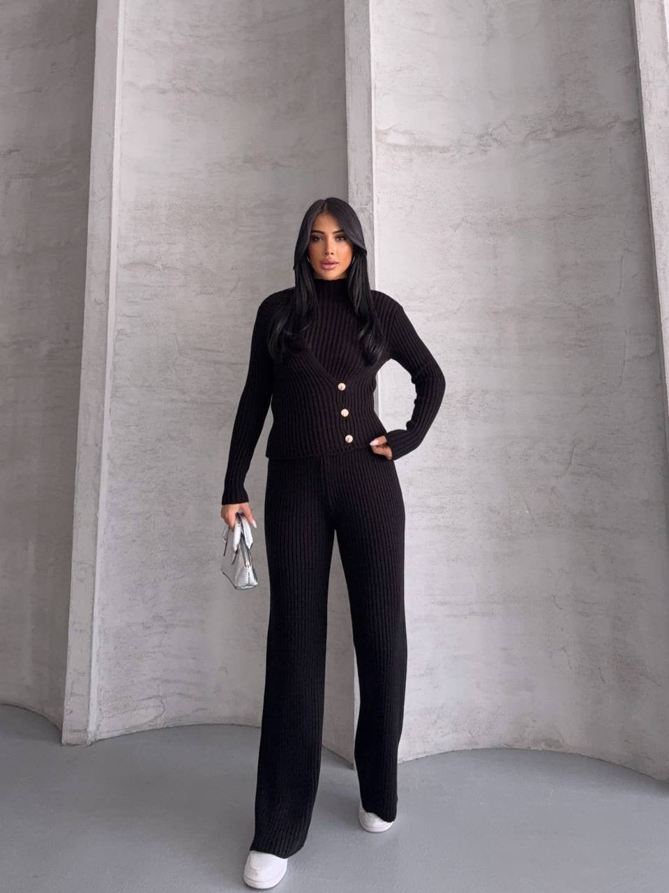 طقم اسود بلوزة بأزرار مع بنطلون - KP1394