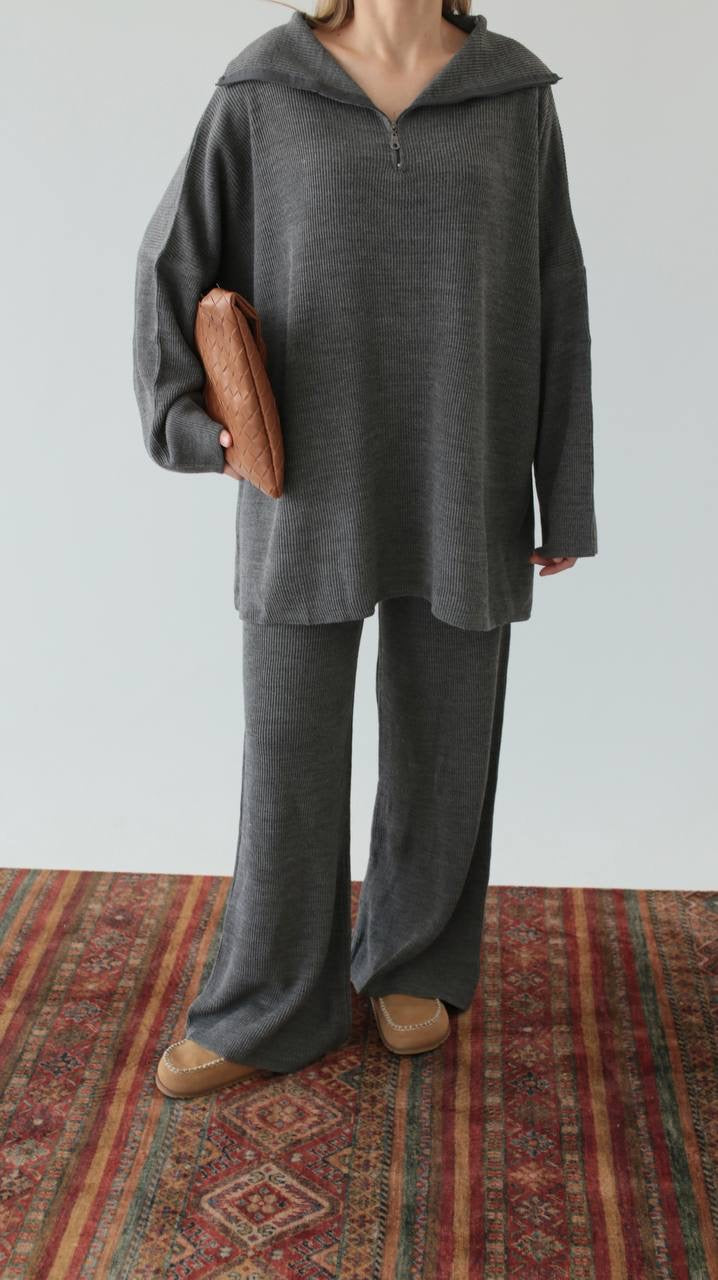 طقم رمادي بسحاب - KP1436