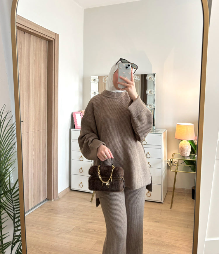 طقم يومي بني فاتح - KP1393