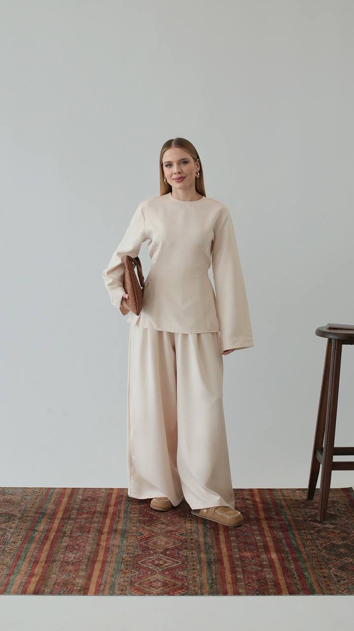 طقم بلوزة مع بنطلون بيج - KP1406