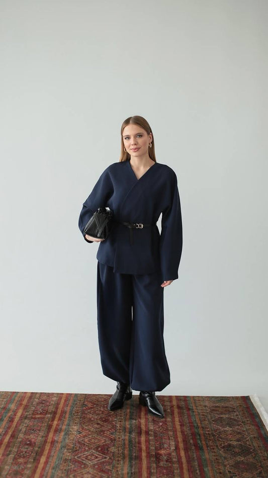 طقم كحلي بحزام - KP1460