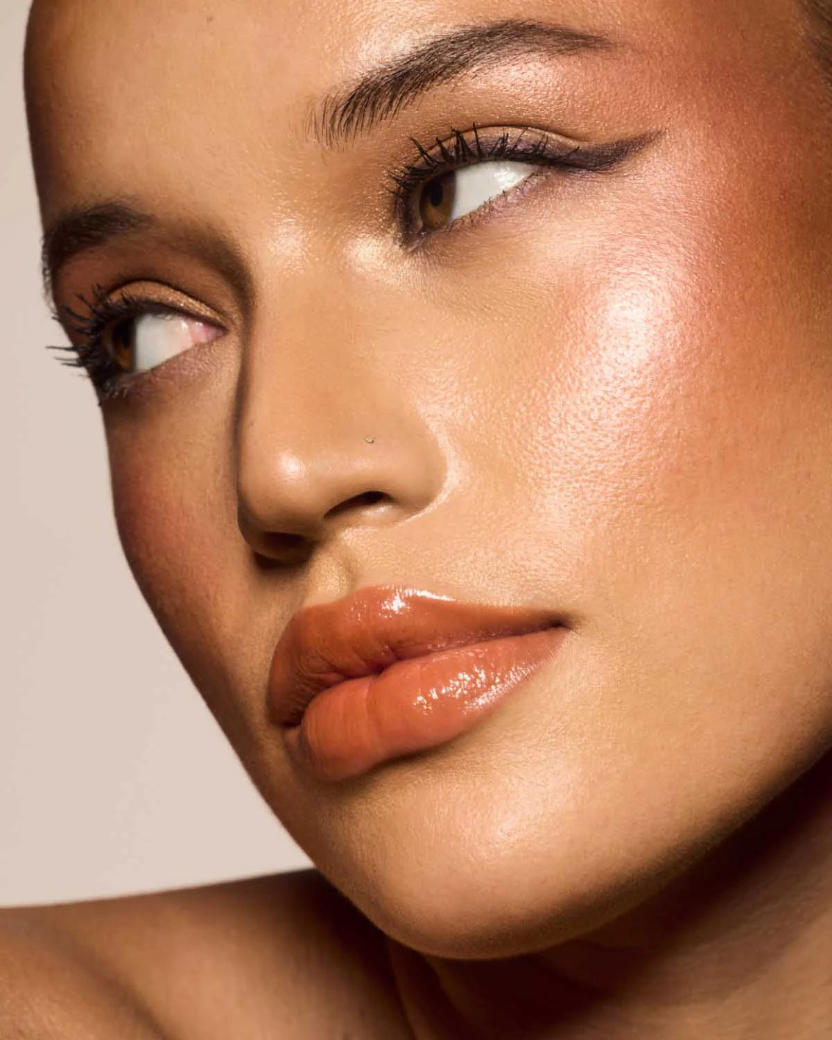 Fenty Gloss Bomb Cream 03 HONEY WAFFLES - KB