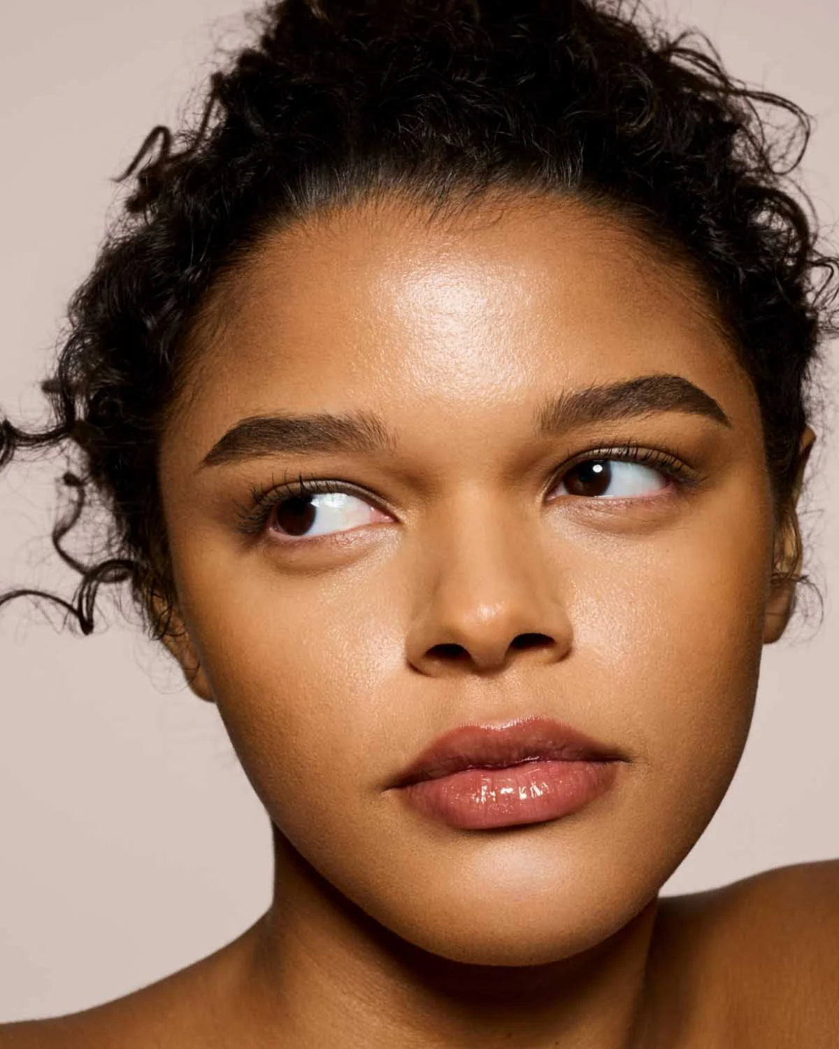 Fenty Gloss Bomb Lip Luminizer 09 HOT CHOCOLIT FANTASY - KB