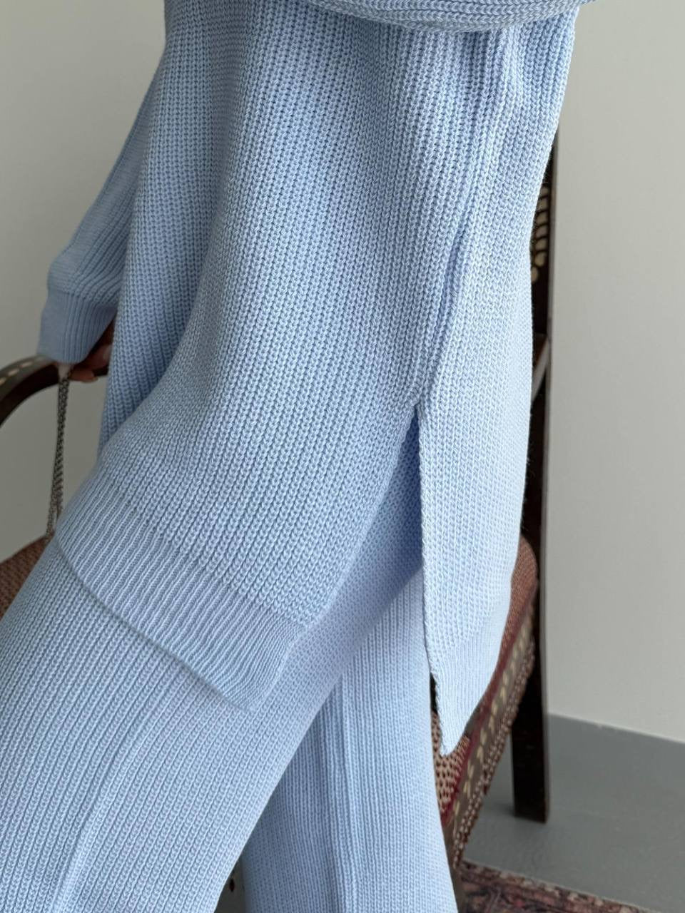 طقم بلوزة بسحاب مع بنطلون ازرق - KP1375