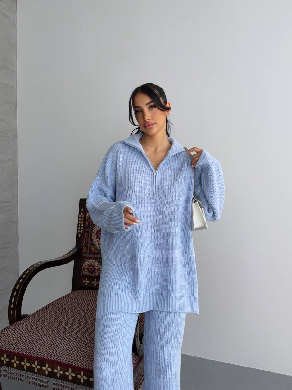 طقم بلوزة بسحاب مع بنطلون ازرق - KP1375