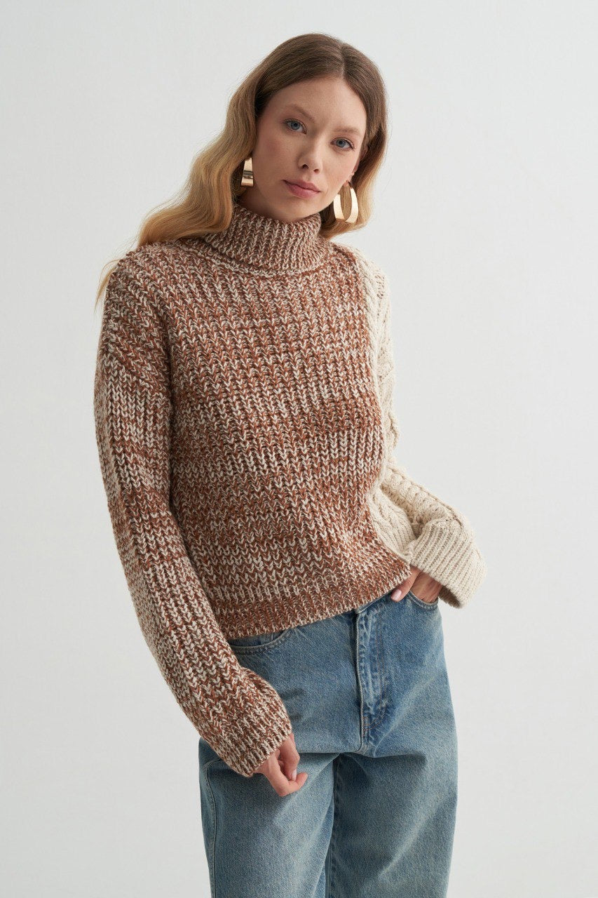 بلوزة تريكو بيج ملونة - KP4254